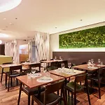 Kreuz Modern Hotel 3*