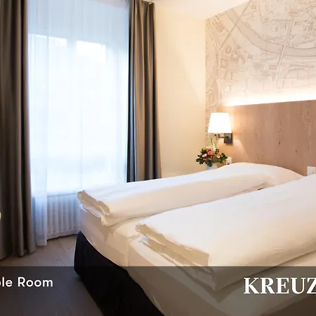 Hotel Kreuz Modern 3*