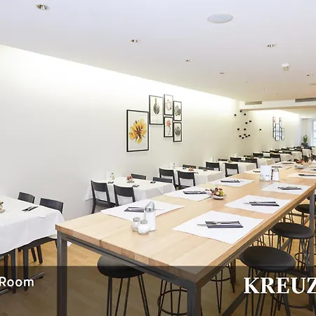 Kreuz Modern 3* Berna