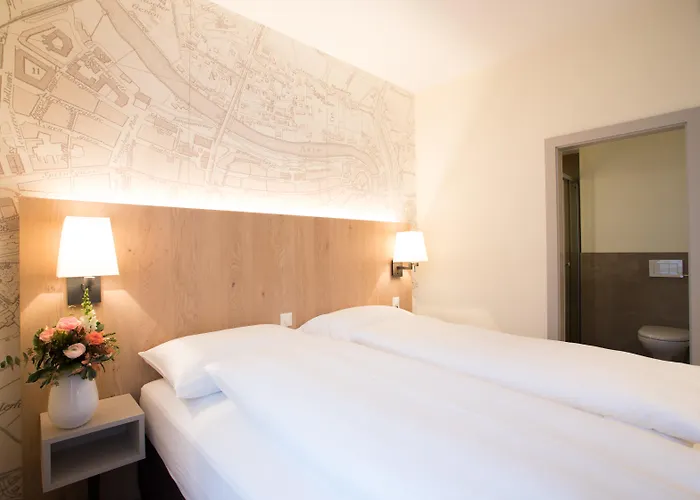 Otel Kreuz Modern 3*